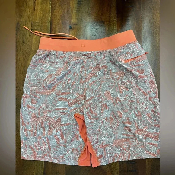Lululemon T.H.E. Short 9" *Linerless
Parallel Divide Warm Coral Multi - Picture 6 of 8